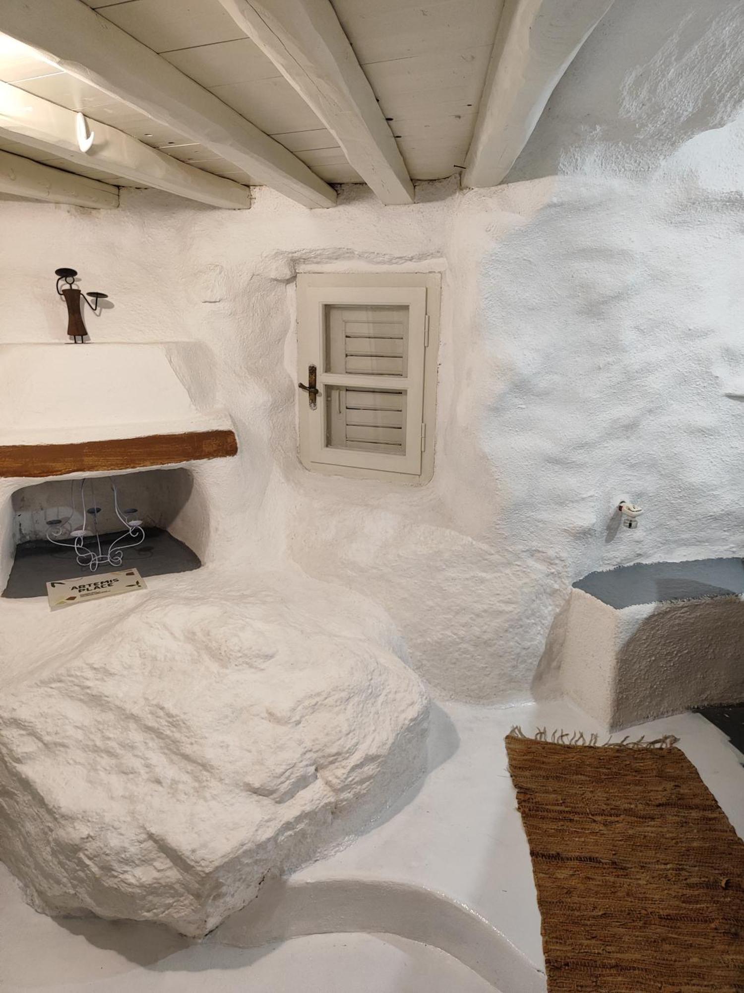Pyrgi Artemis Place Mykonos Town Eksteriør bilde